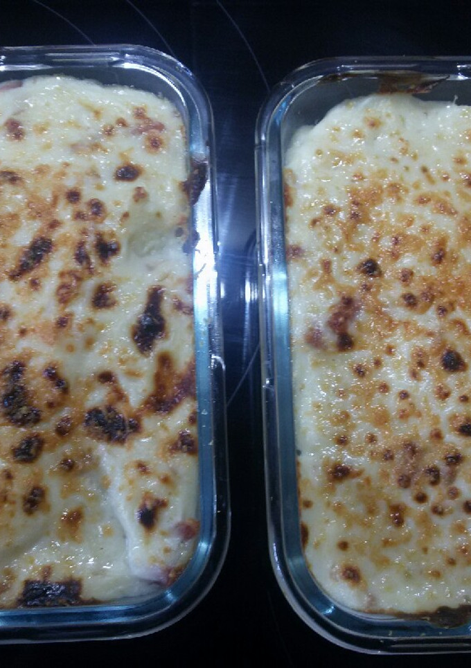 Una foto de Coliflor gratinada con bechamel de bacon (con Mambo Cecotec)
