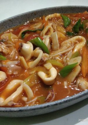 Foto resep Cumi, Wortel, Enoki, Asam Manis