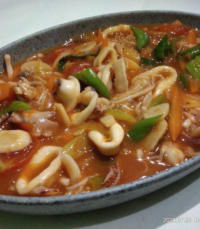 Foto resep Cumi, Wortel, Enoki, Asam Manis