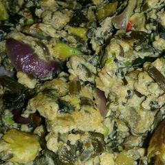 A picture of Keto vegetable eggsauce.