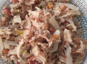 Una foto de Arroz de fideo recargado