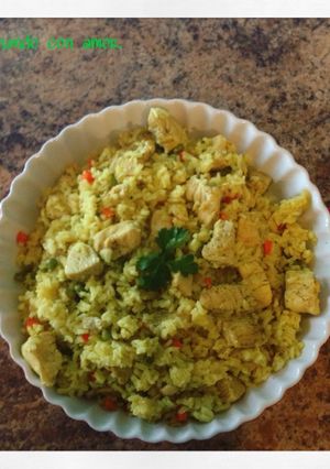 Una foto de Arroz con pollo al curry