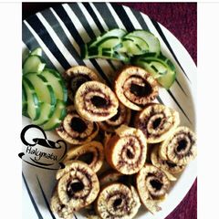 A picture of Swiss rolls.