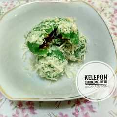 รูปของ Kelepon singkong keju