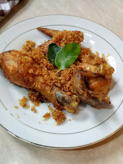 Foto resep Ayam Goreng Serundeng