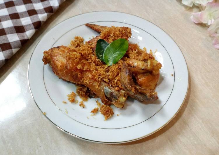 5 Resep: Ayam Goreng Serundeng yang Sempurna!
