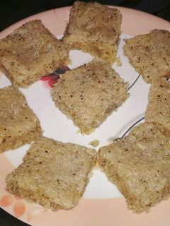 नारियल बर्फी (Coconut burfi recipe in hindi) रेसिपी मुख्य फोटो