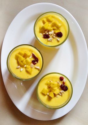 A picture of Mango Lassi.