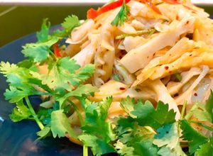 Hình của món Măng tươi xào ớt Hàn Quốc.