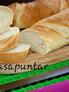 Una foto de Barras de pan diario 🍞