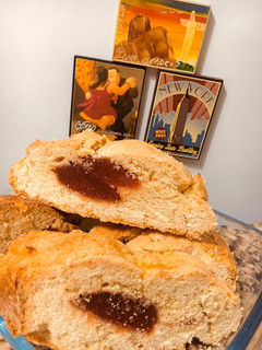 Una foto de BUDÍN CON MEMBRILLO 🥧🧉🥭🥧🧉