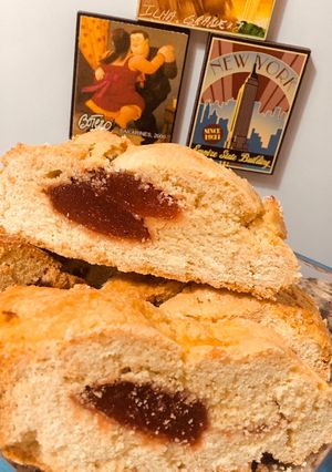 Una foto de BUDÍN CON MEMBRILLO 🥧🧉🥭🥧🧉