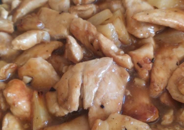 Pechuga de pollo con piña