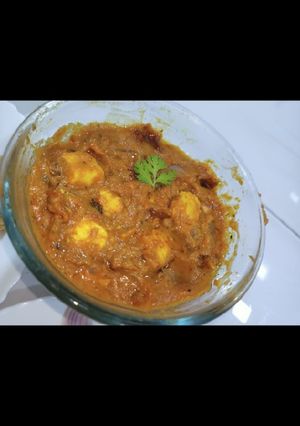 A picture of Paneer Mushroom Cashew Tikka Masala.