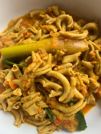 Langkah Gampang Menyiapkan Resep Usus bumbu kuning mantul yang Bisa Manjain Lidah Anti Ribet, Mantap Sekali