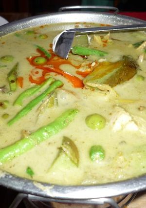 A picture of Thai Green Coconut Curry.