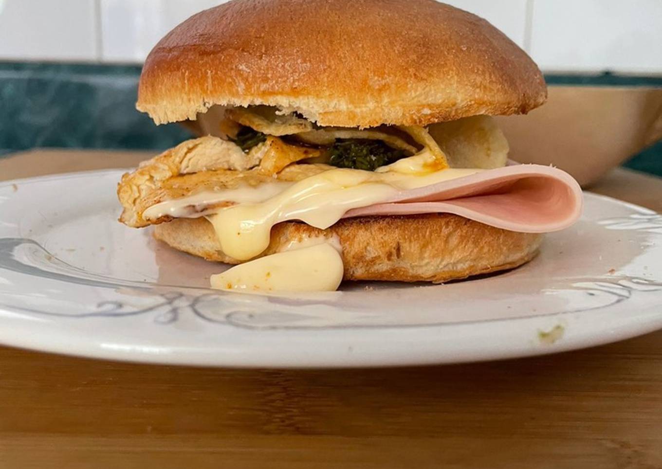 Sándwich de pollo especial