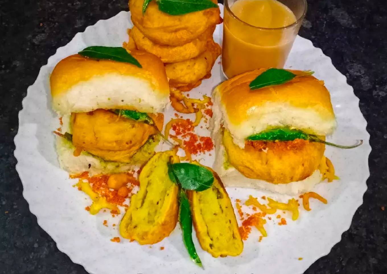 Vadapav