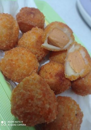 Foto resep Bola bola Sotangju (sosis dalam kentang keju)
