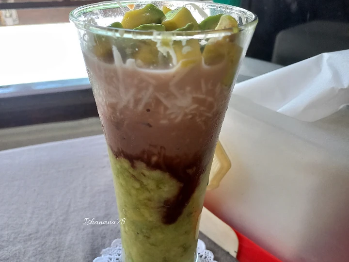 Cara Gampang Membuat Resep Es alpukat kocok keju kental manis yang Bikin Ngiler Anti Ribet, Bisa Manjain Lidah