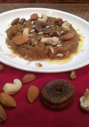 A picture of Moong dal halwa.