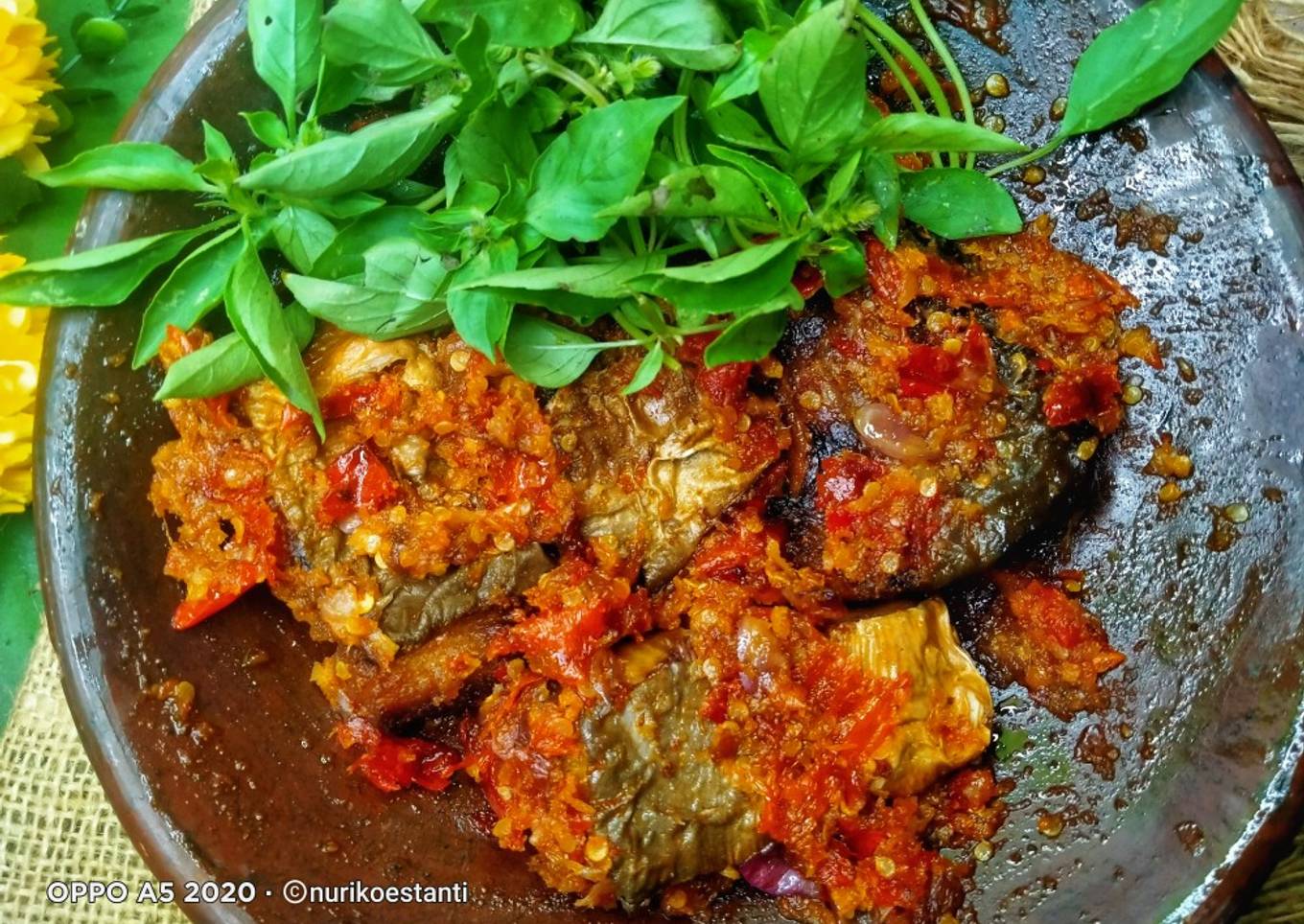 Iwak pe asap sambel kemiri