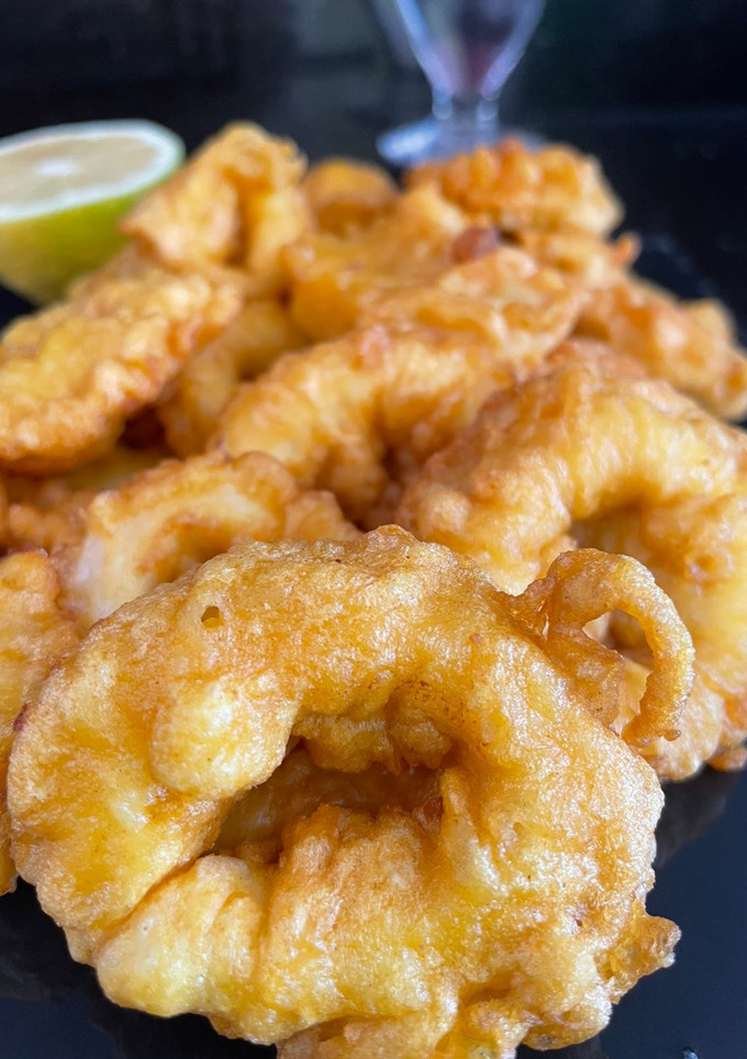 Una foto de Calamares a la romana 👏👏👏con cerveza 🍺