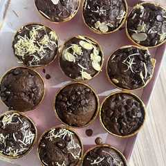 Banana choco muffins termoist NO MIXER রেসিপির প্রধান ছবি