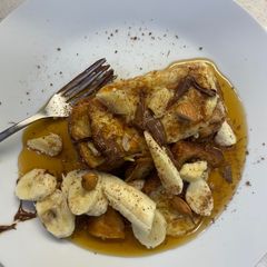 A picture of French toast.