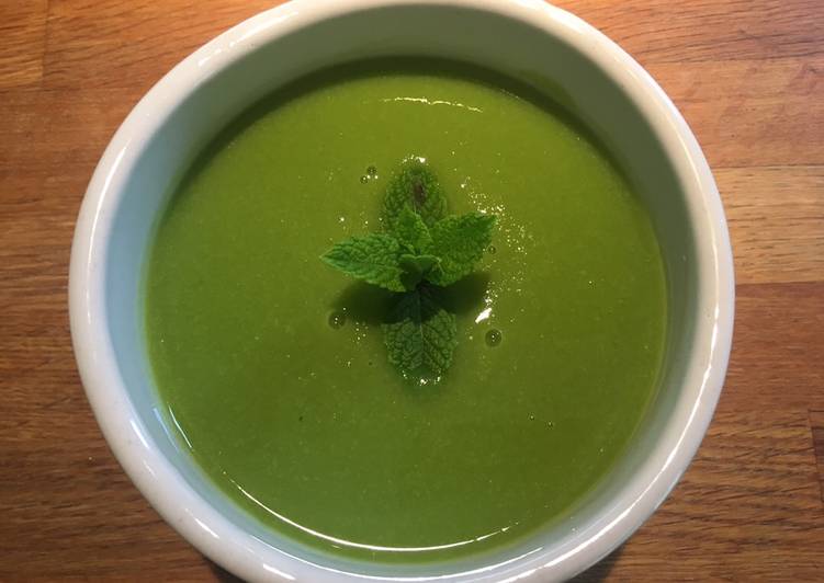 Everyday Fresh Pea Soup