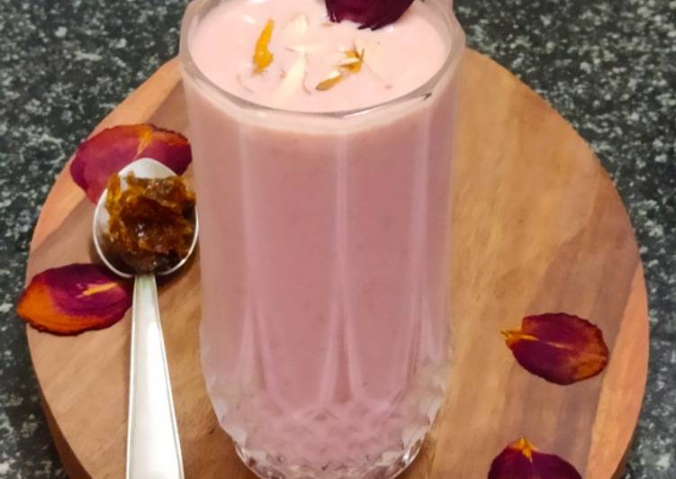 Recipe of Super Quick Homemade Gulkand Almond Milk Shake