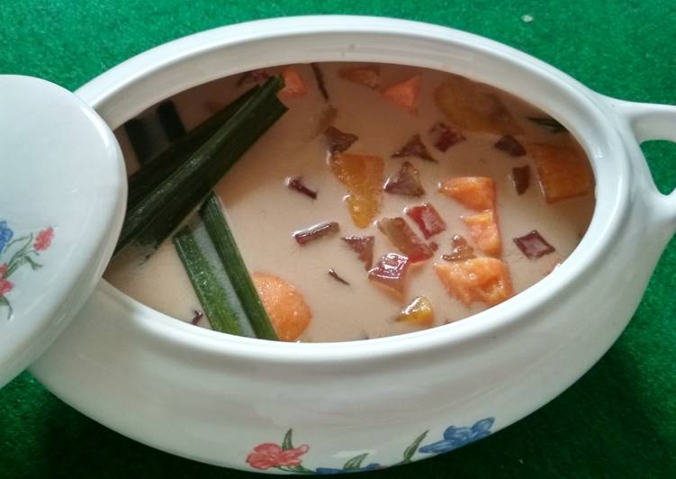 Langkah memasak Kolak Ubi Dalimo mantap