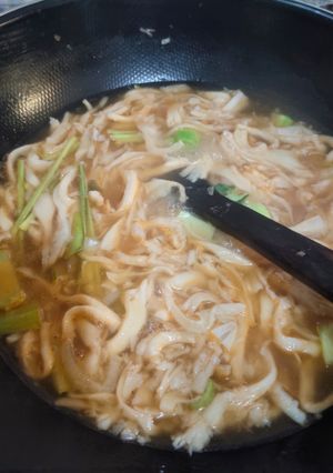 Foto resep Sup Jamur Segar Ala Tomyum Simple Sederhana