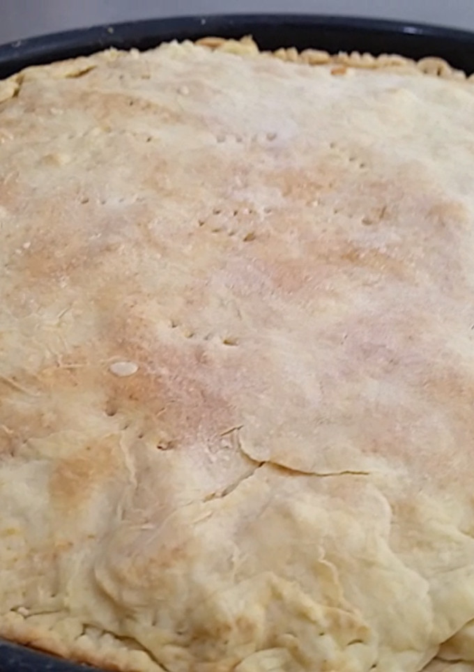 Una foto de Torta de fiambre/ tarta de fiambre económica, masa hojaldre falso