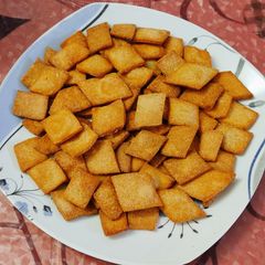 Wheat flour Shakarpara A picture of Wheat flour Shakarpara.