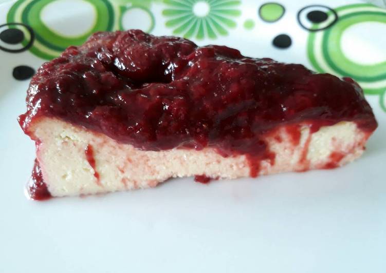 Simple Way to Prepare Ultimate Simple Strawberry Cheesecake