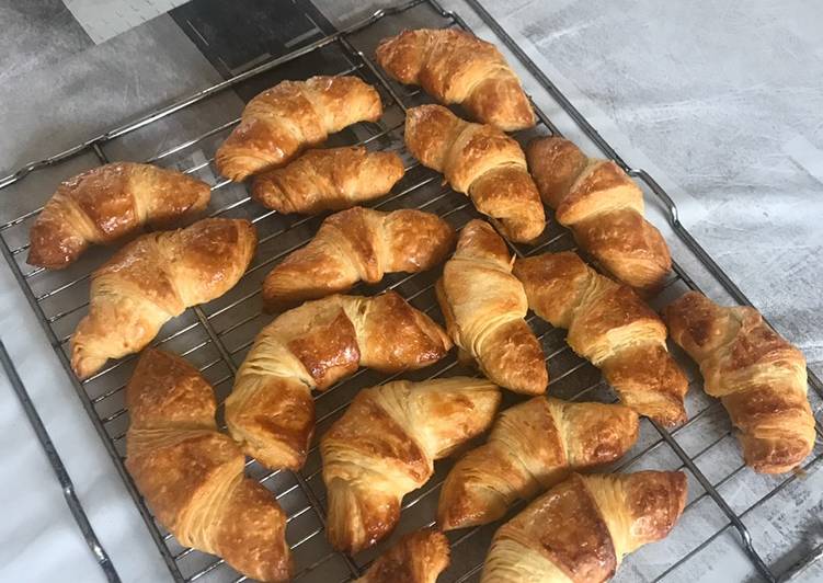 La façon simple de faire des recettes Croissants à la maison