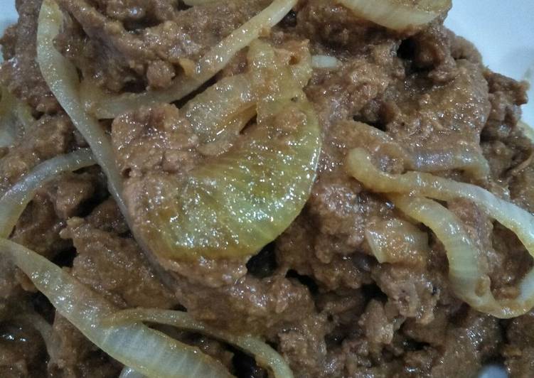 Daging lunak sapi masak saus teriyaki