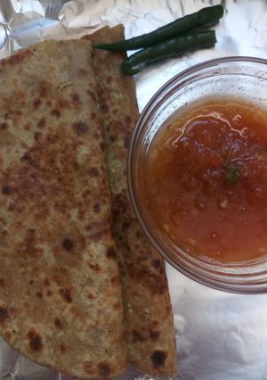 गोभी का पराठा (Gobhi ka paratha recipe in hindi) रेसिपी मुख्य फोटो