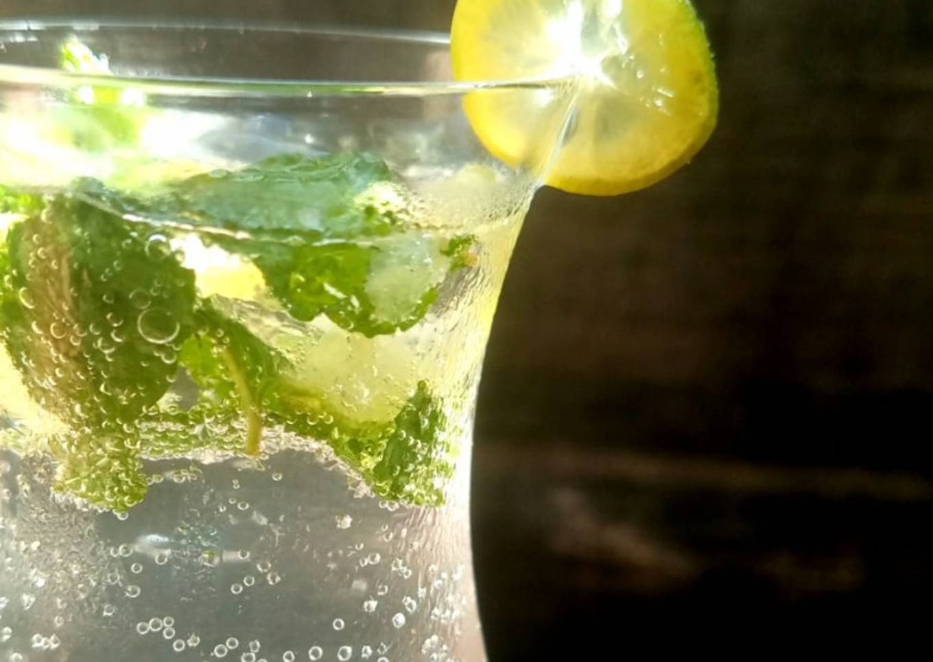 Refreshing Virgin Mojito