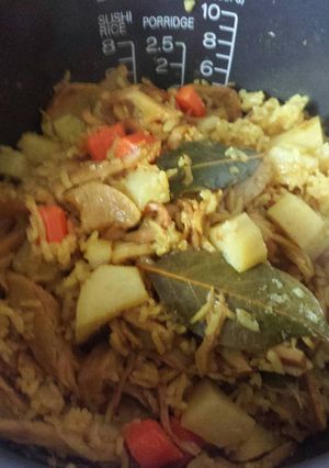 A picture of 2 Step Vegan Curry (cari) in Rice Cooker.