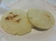 Una foto de arepas con aceite