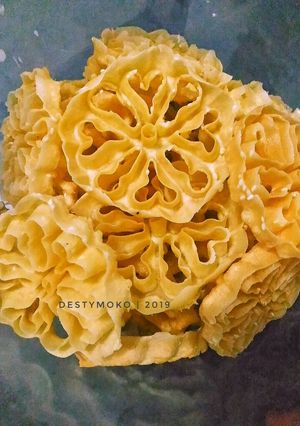 Foto resep Kembang Goyang (Antari) Renyah Anti Gagal