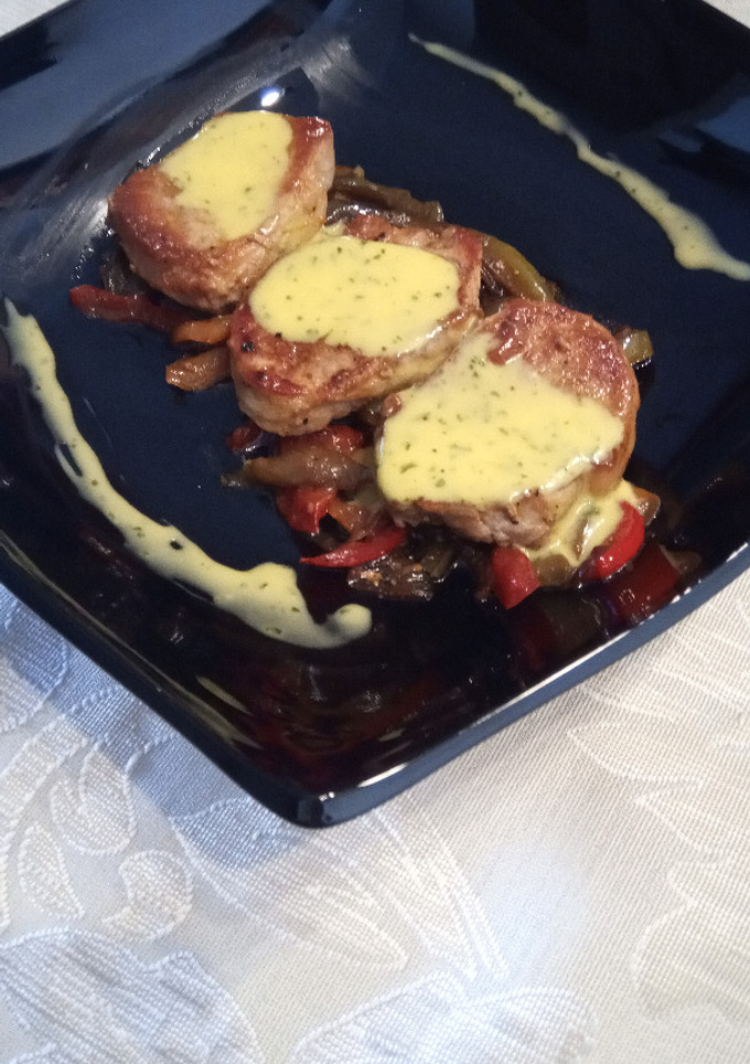 Una foto de Solomillo de Cerdo Ibérico con Verduritas al Wok en Salsa Cítrica DYM