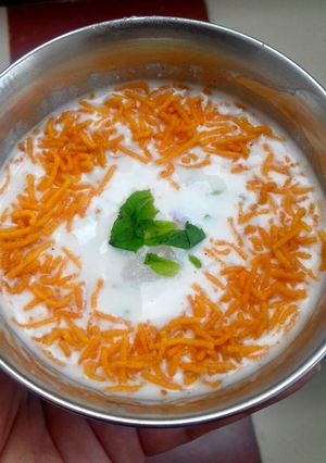 भुजीया रायता रेसिपी मुख्य फोटो