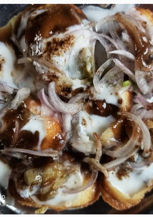 भरवा गोलगप्पे (bharwa golgappe recipe in Hindi) रेसिपी मुख्य फोटो