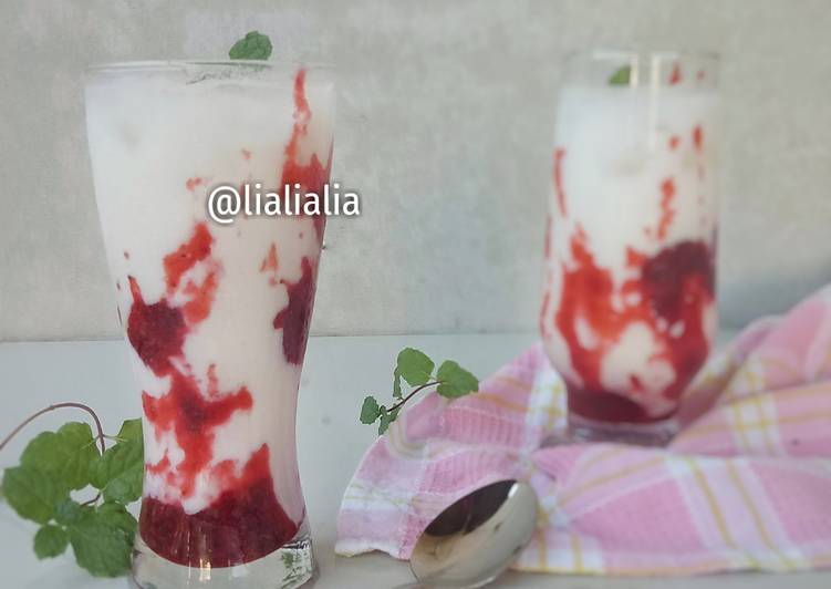 Cara Gampang Menyiapkan Korean Strawberry Milk Latte Anti Gagal