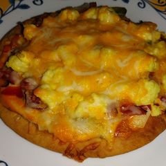 A picture of Pita Breakfast Pizza.