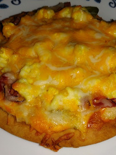 A picture of Pita Breakfast Pizza.