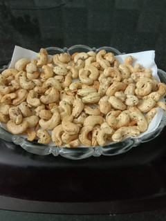 மிளகு முந்திரி வறுவல் (Pepper Cashew Fry) (Milagu munthiri varuval recipe in tamil) செய்முறை முக்கிய புகைப்படம்